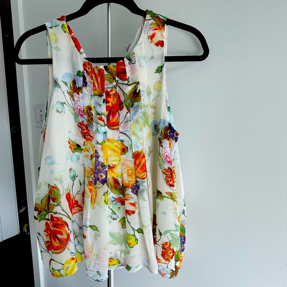 Forever 21 flowy floral pattern shirt